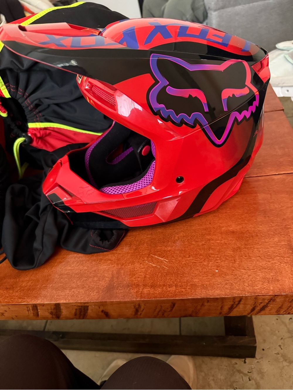 Fox Red black purple/pink off road Helmet 55-56
